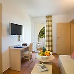 Valamar Tamaris Szálloda Lanterna