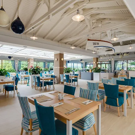 Hotel Valamar Tamaris