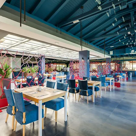 Valamar Tamaris Hotel 4*