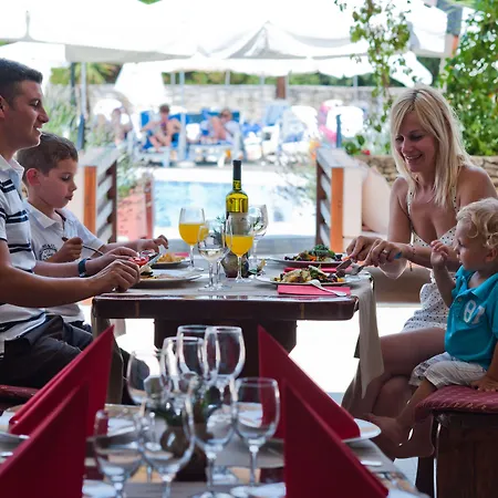 Otel Valamar Tamaris 4*