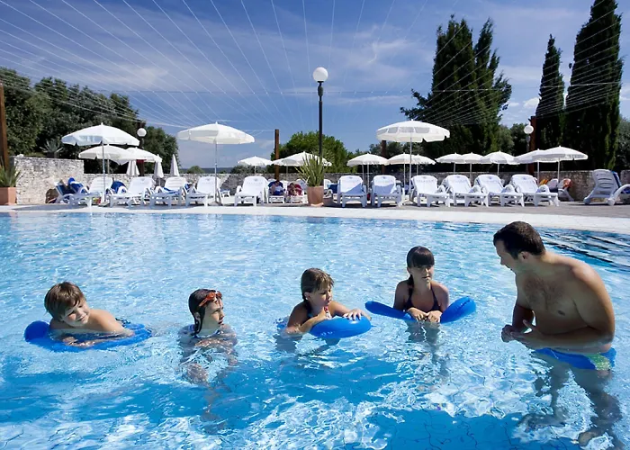 호텔 Valamar Tamaris 4*