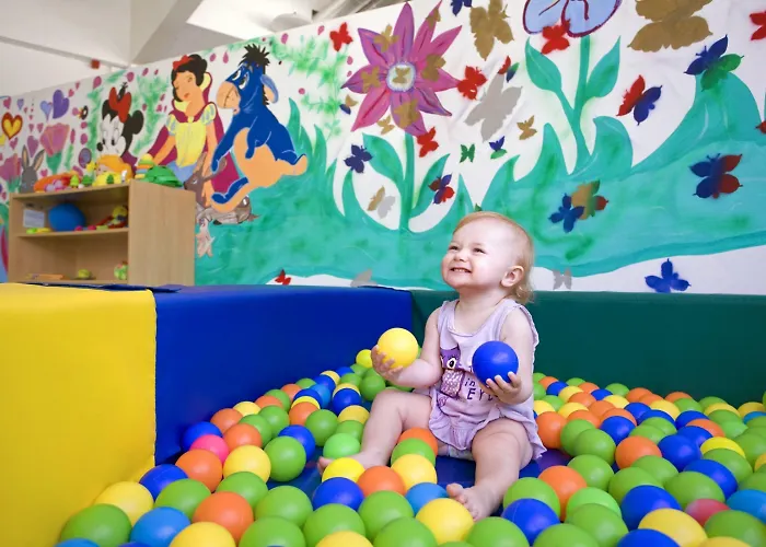 호텔 Valamar Tamaris 4*