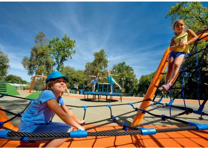 호텔 Valamar Tamaris