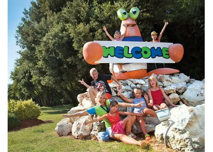 호텔 Valamar Tamaris 4*